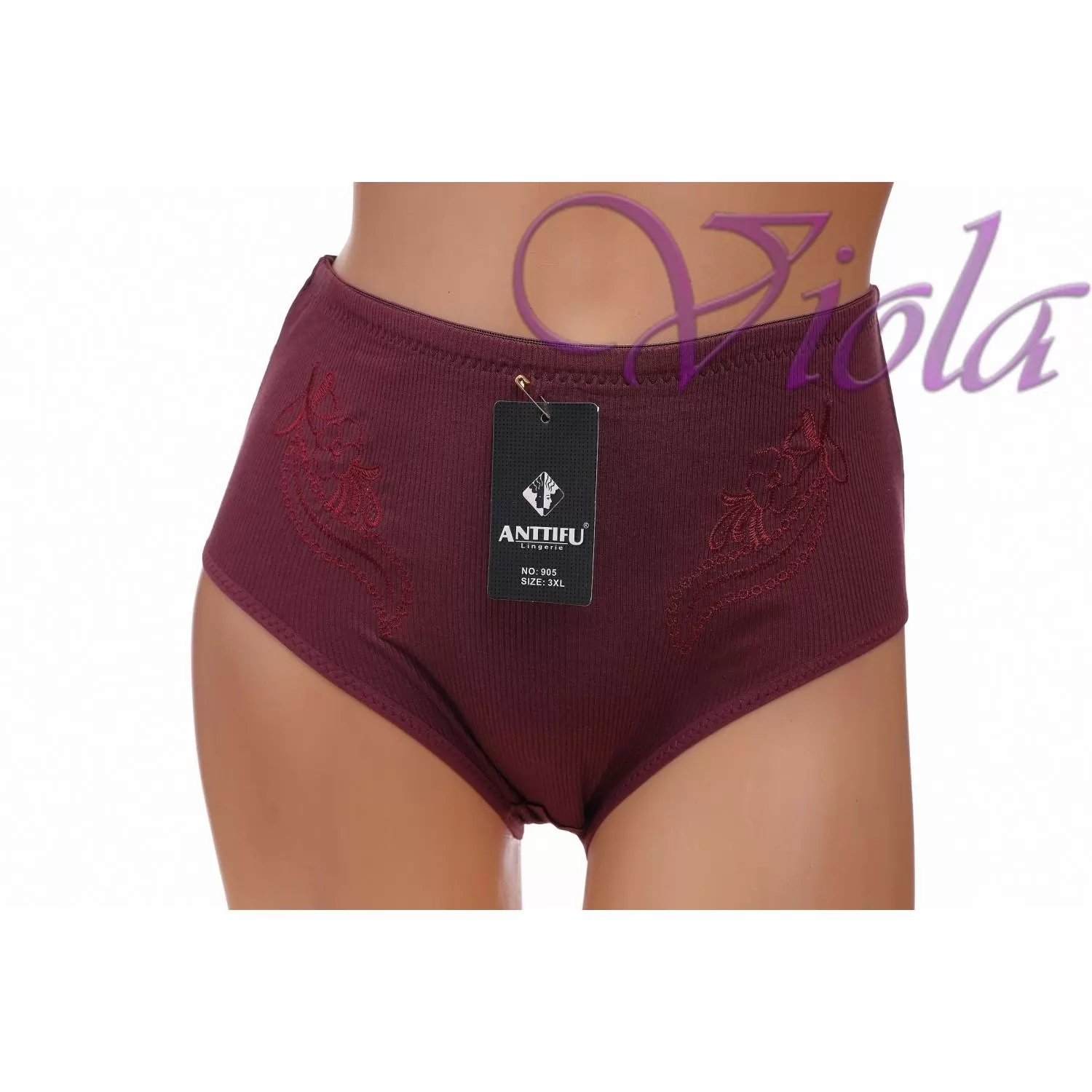 Орыс актерлері мен әншілерінің жалаңаш эротикалық суреттері Көл жағасындағы саяжайда секс