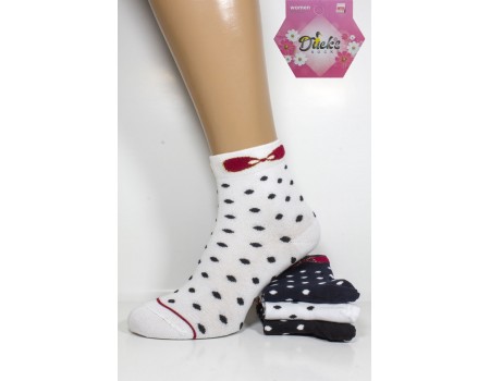 Стрейчевые женские носки DUCKS SOCKS средней высоты Арт.:8005.60-7 / Горошек+ вишневый бантик /